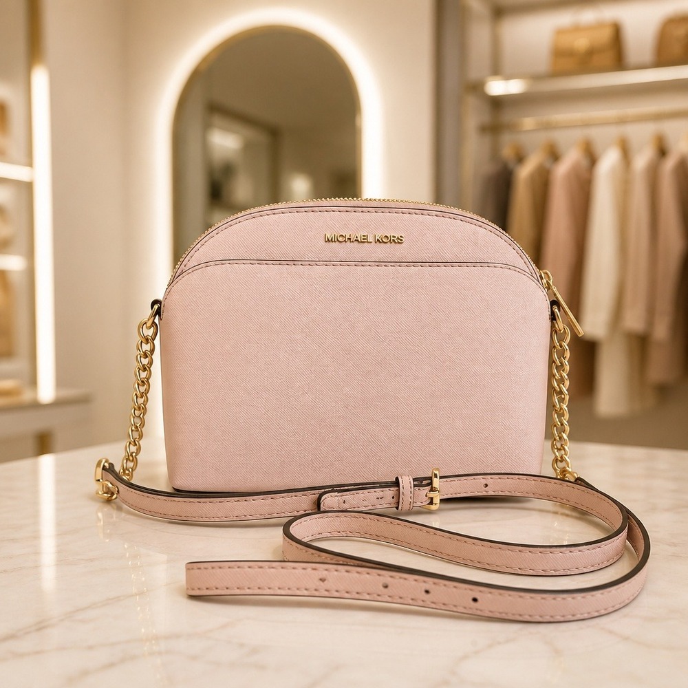 Michael Kors Cindy Dome Crossbody Bag Saffiano Leather Pale Pink‎ Gold Tone